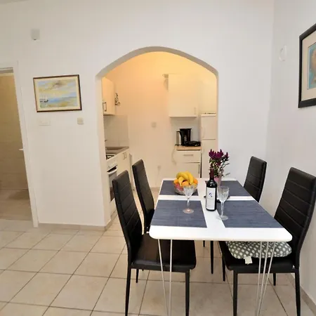 Apartment Olivera Pula